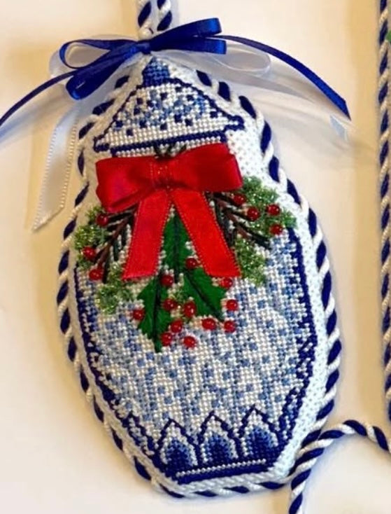 XM-155 - Chinese Vase Blue and White with Red Bow
