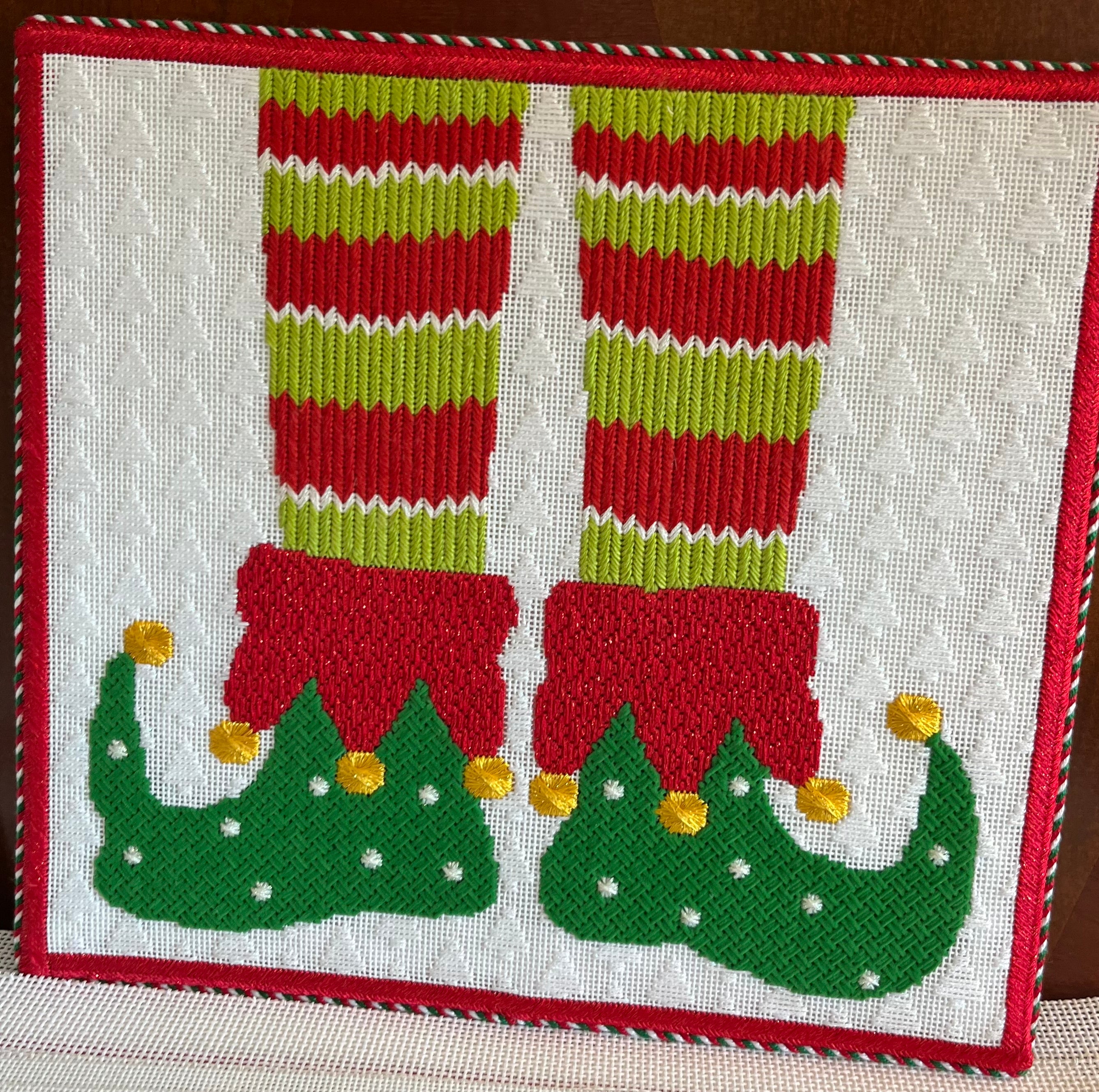 ASIT327A - Elf Green Shoes