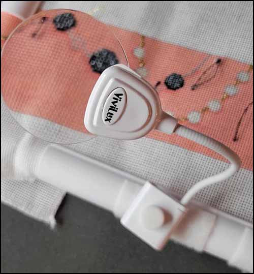 2534 - Small Magnifier with Clip