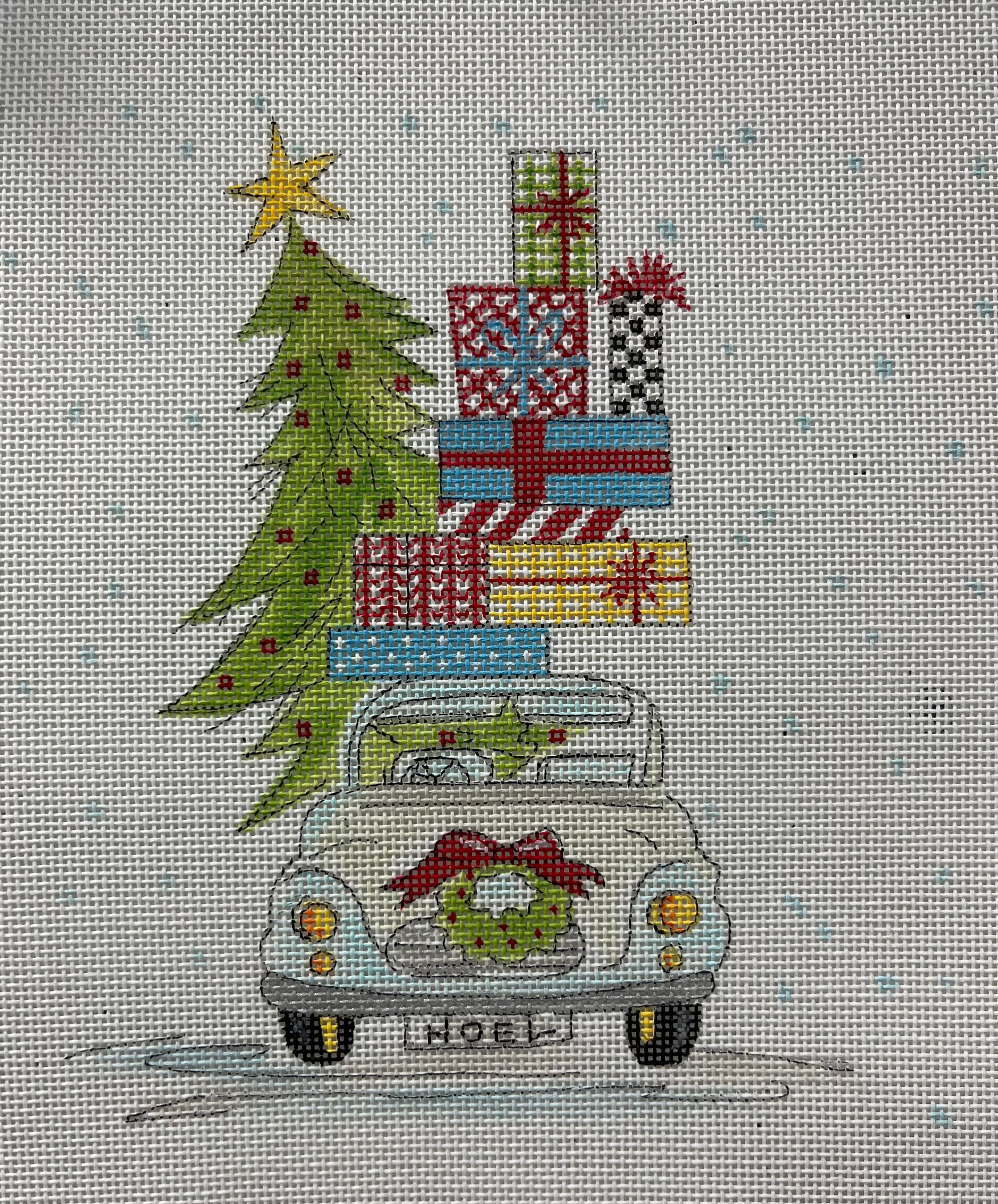 BECK221 - Blue Car with Tree and Gifts