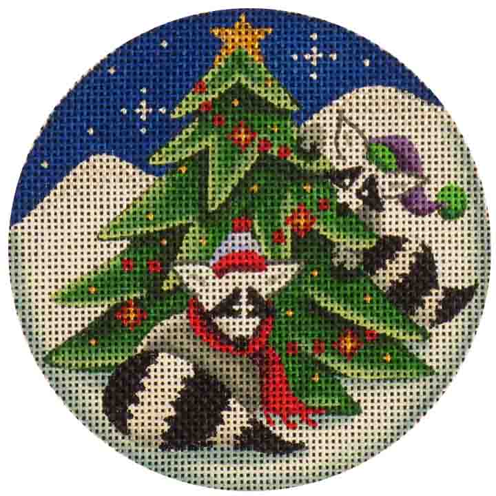 599I - Raccoons Decorating