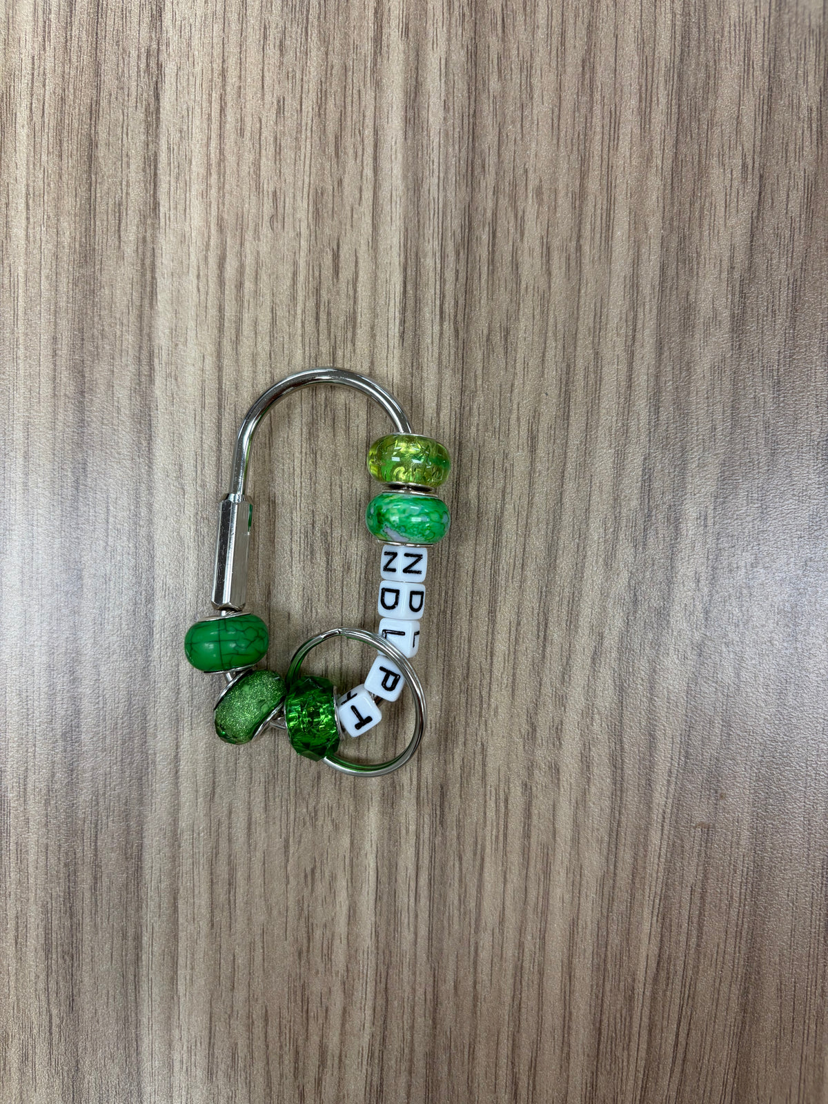 Charming Beads Carabiner without Tools