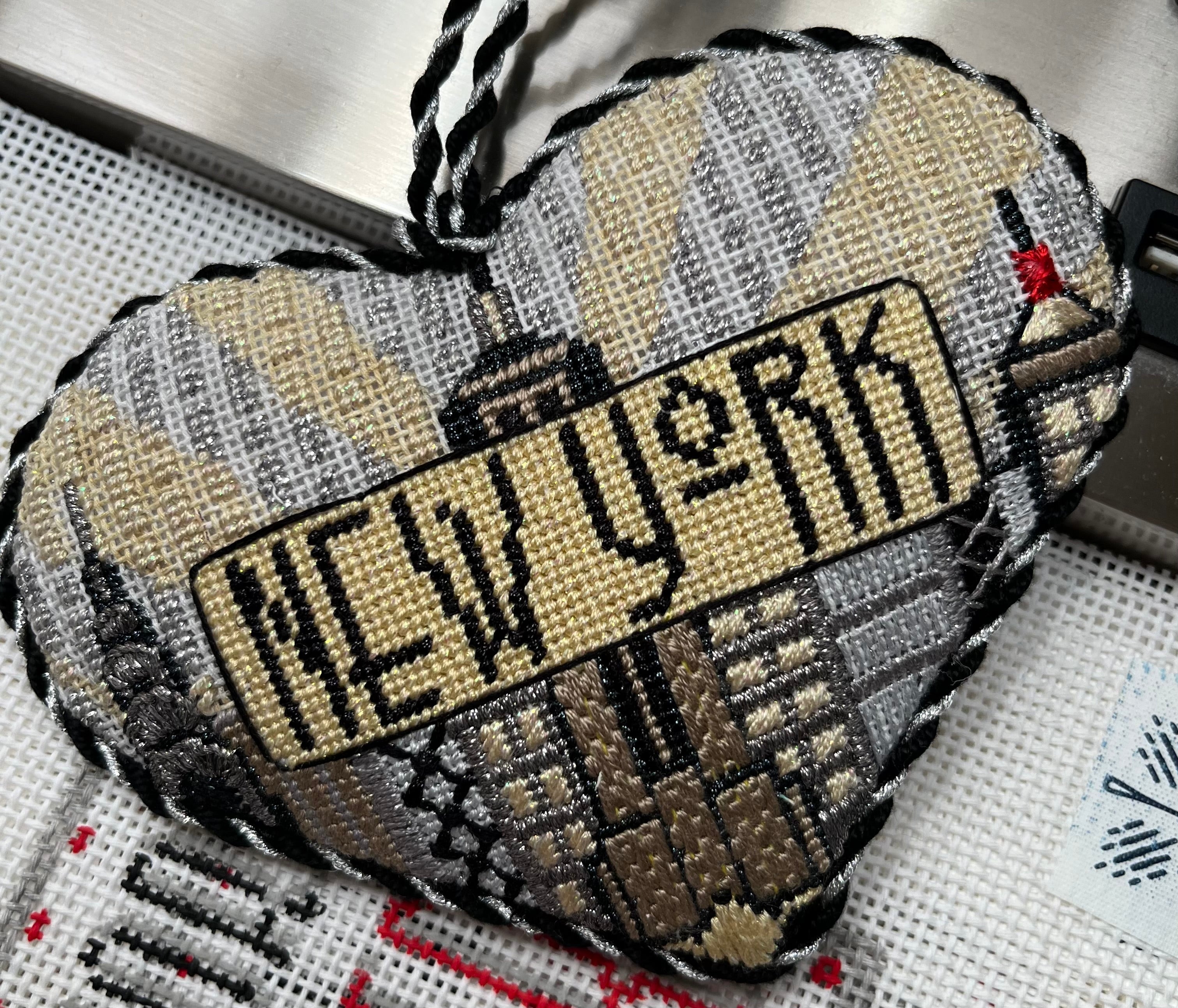 110 - New York Art Deco Heart