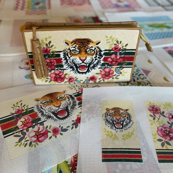 CL041 - Tiger Designer Clutch