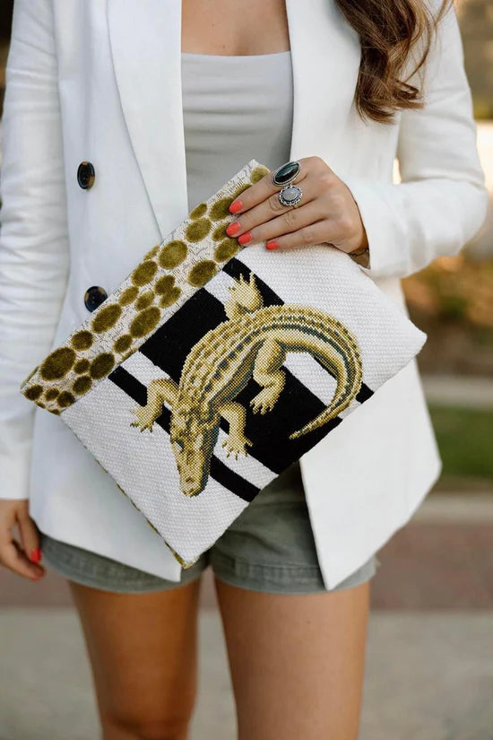 CL045 - Alligator on Black and White Clutch