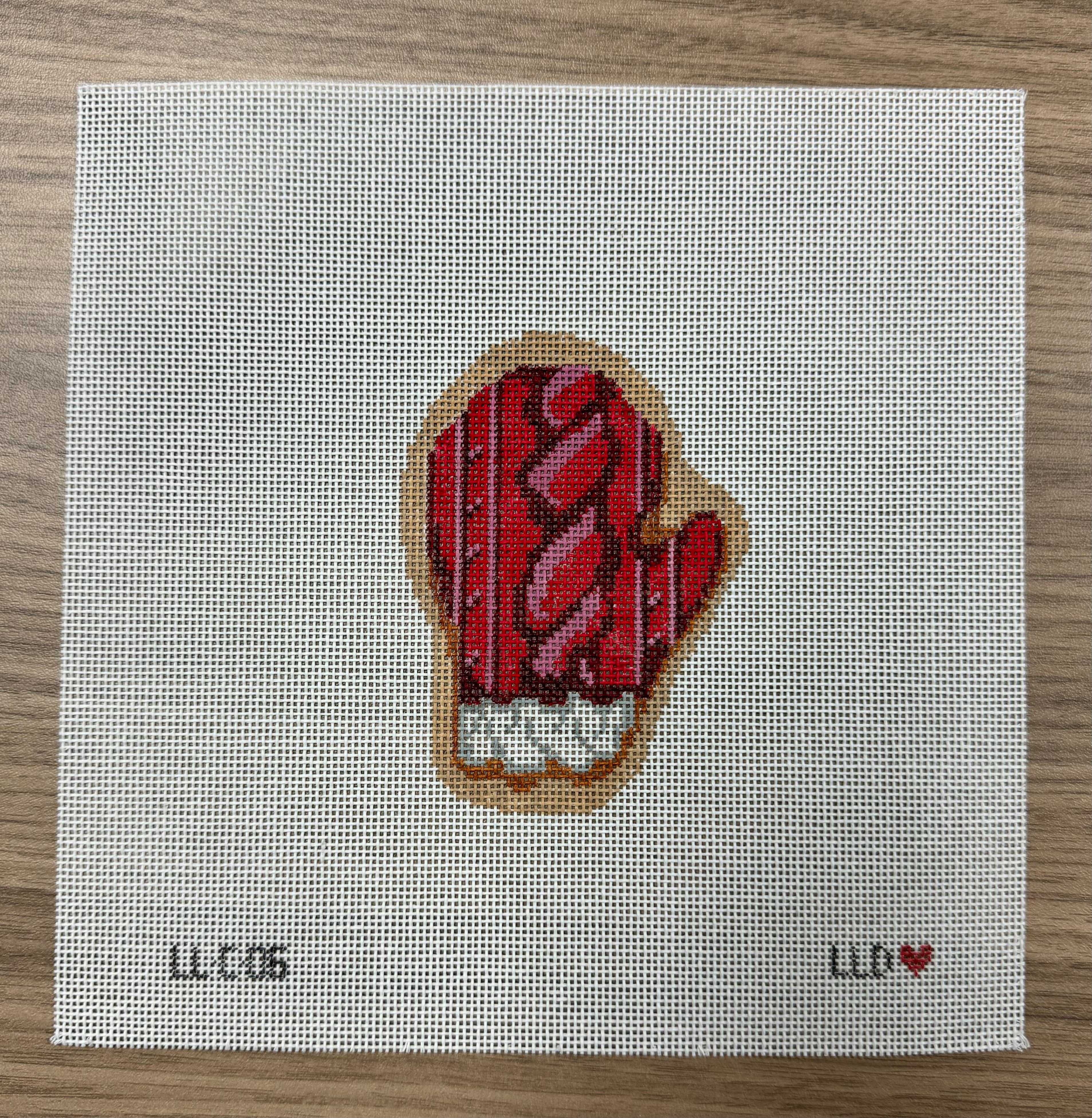 LL-C-06 Mitten Cookie