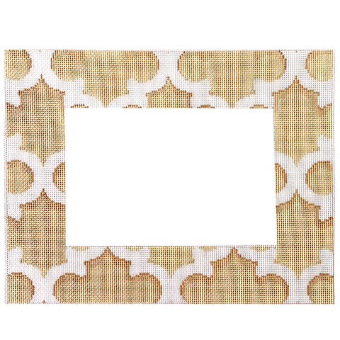 AT PF280C - White Cream Quatrefoil Frame