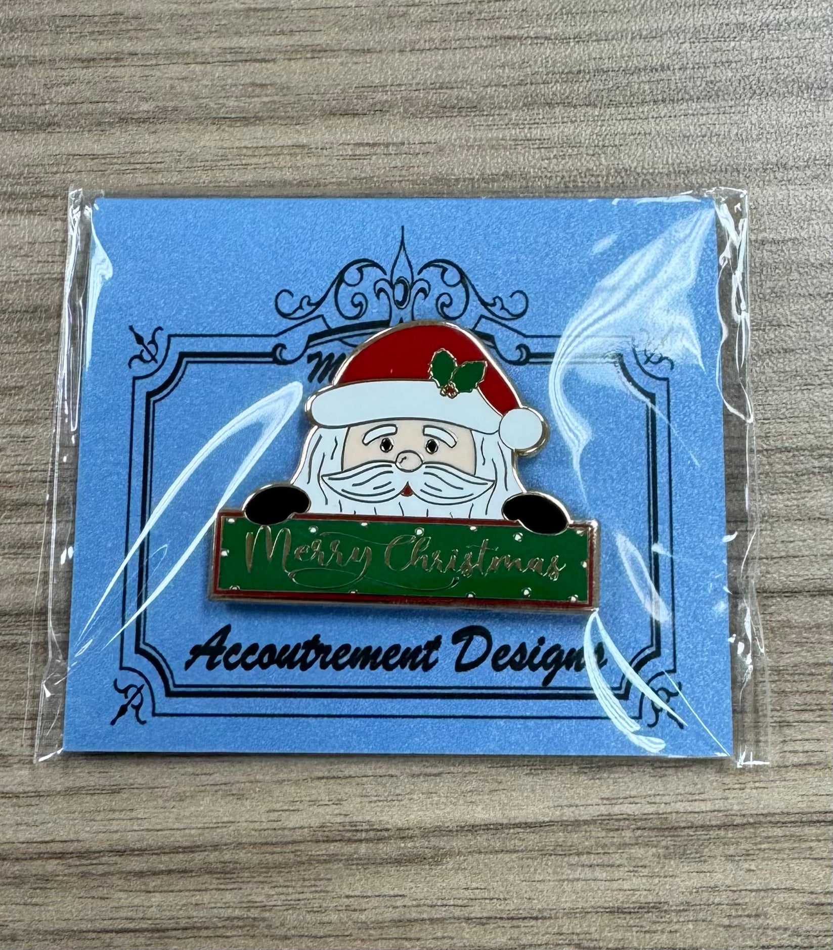 Peeking Santa Needle Minder