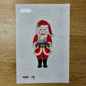 SR4355 - Santa With Presents Nutcracker