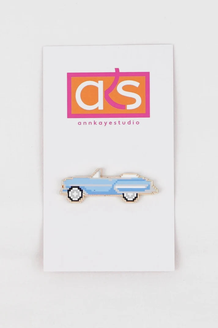 NM38 - Tiny Vintage Convertible Needleminder