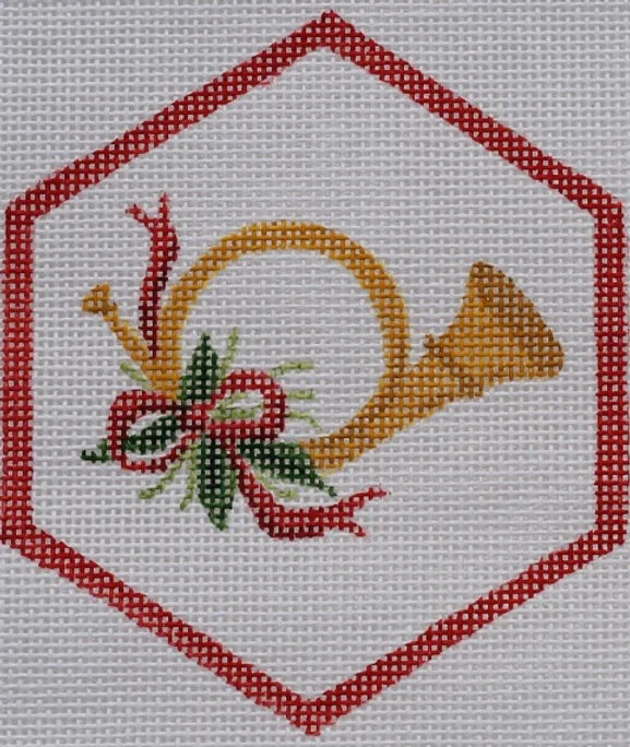 XM-127 - Hunting Horn with Greenery and Ribbon