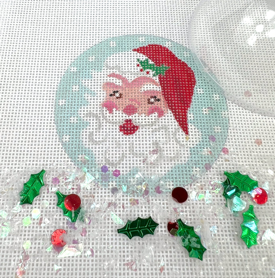 XMD-03 - Clear Dome and Confetti - Jolly Santa Face