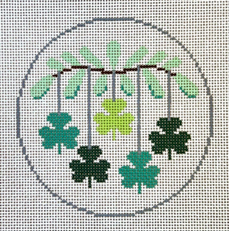 ZIA-182 - Garland - Shamrocks