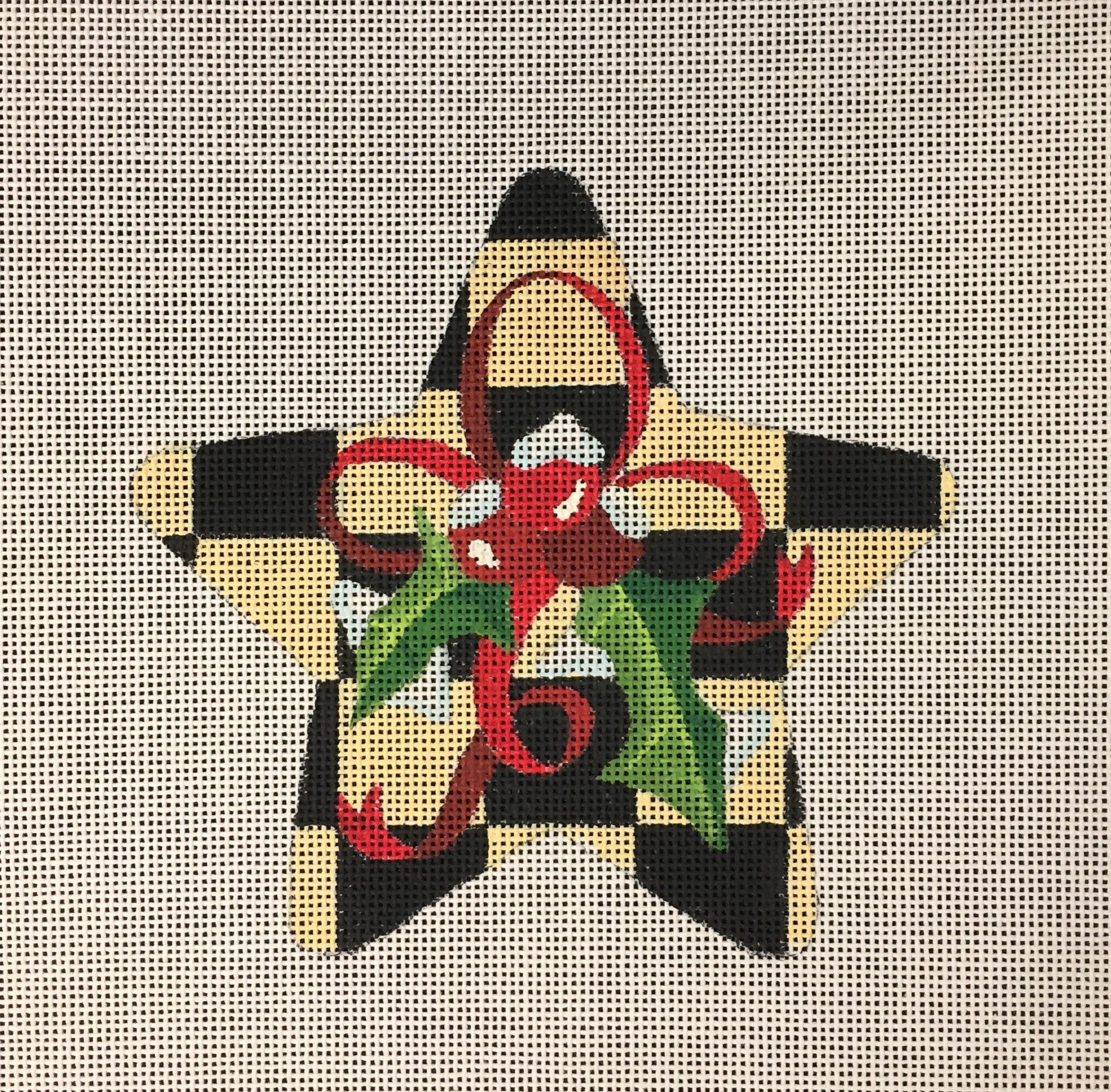 HO1556 - Black Checked Holly Star