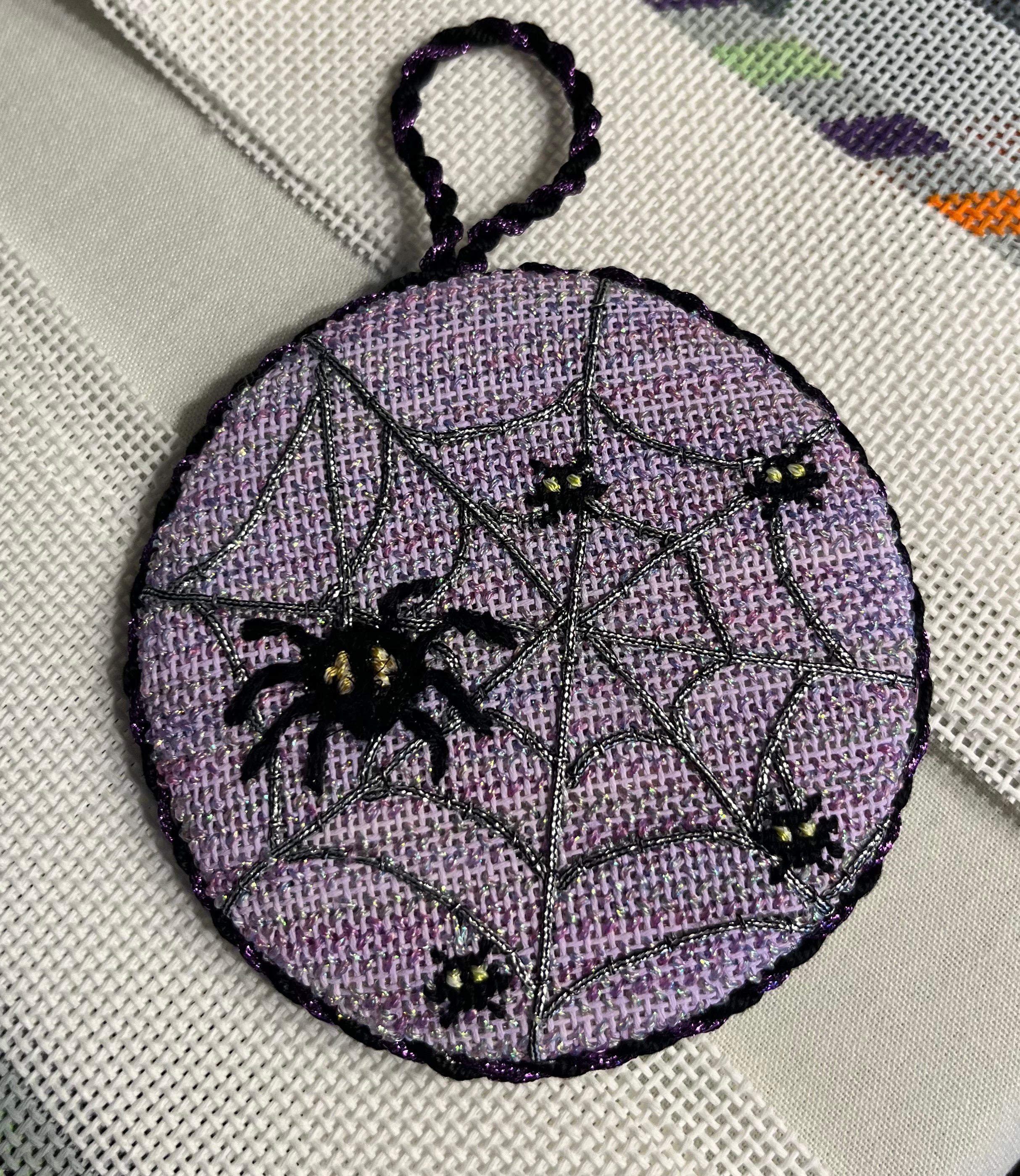 108-AG - Spider Web with Guide