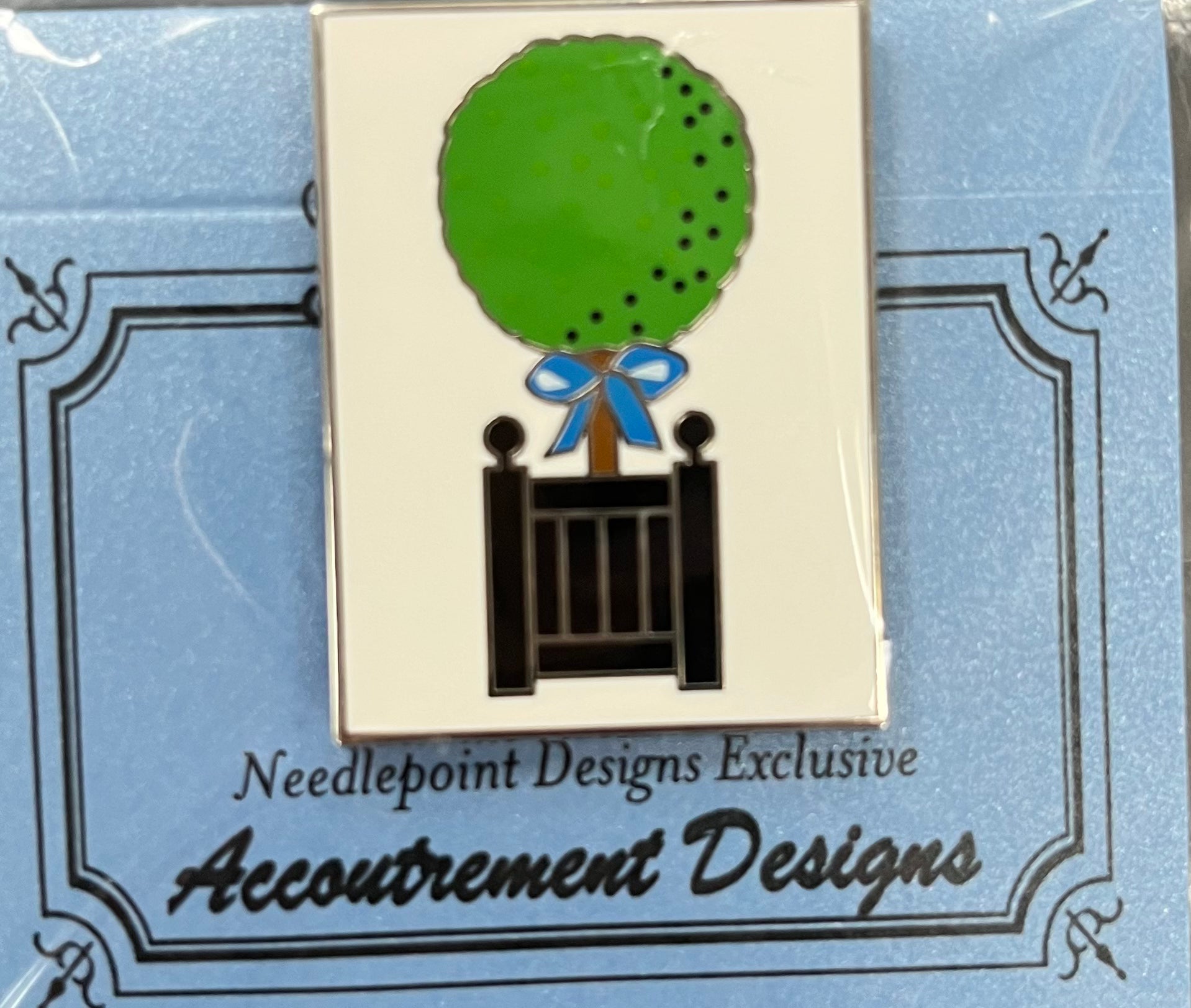 410/411/412 - Topiary - Needle Minder