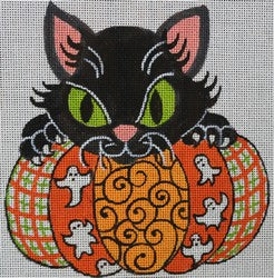 R922 - Black Cat with Patchwork Pumpkin