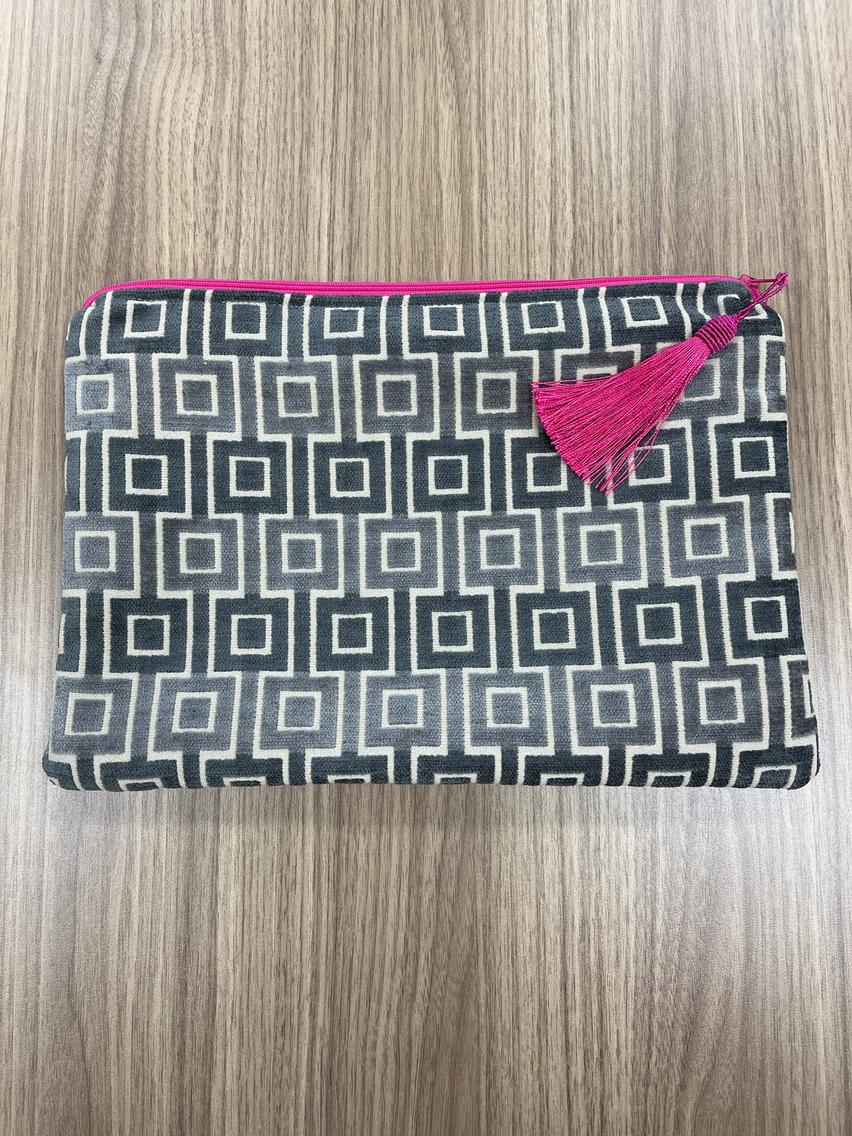 Anna Clutch Grey Geometric - Colors of Praise