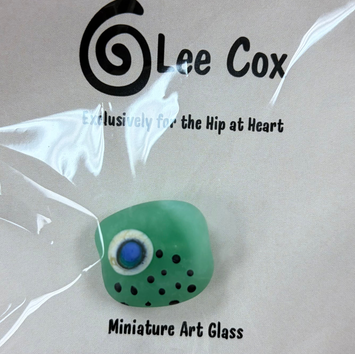 Abstract Speckled Seafoam Glass Bead Needleminder