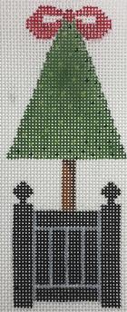 RD 070-11 Triangle Tree Topiary