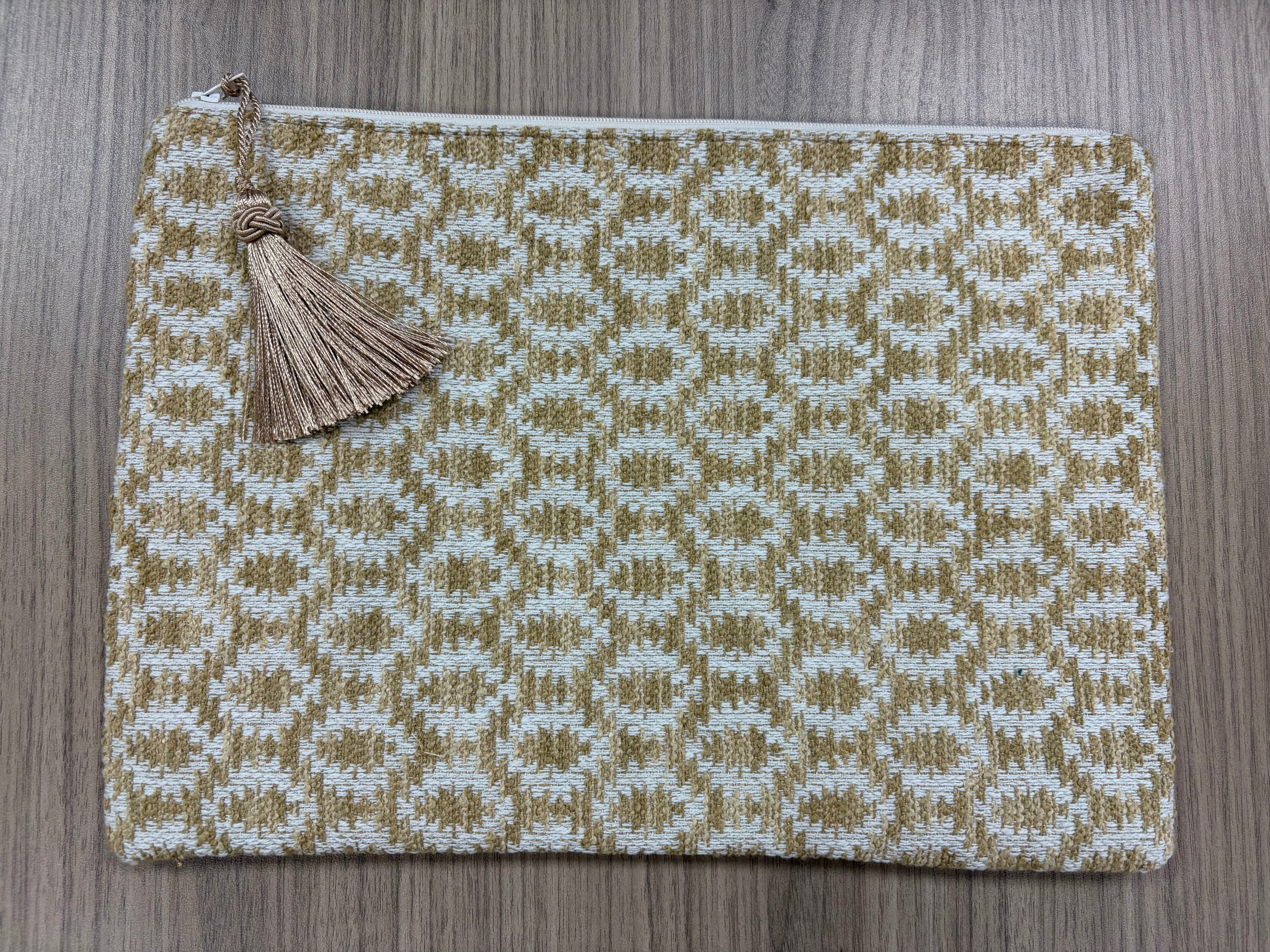 Anna Clutch Neutrals - Colors of Praise