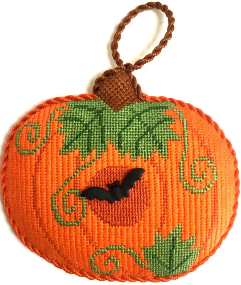 HB-388 - Pumpkin Birdhouse