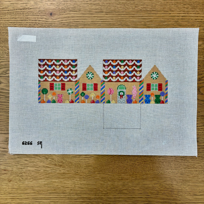 SR6266 - 3D Gingerbread House, Rainbow Candy and Gummy Bears