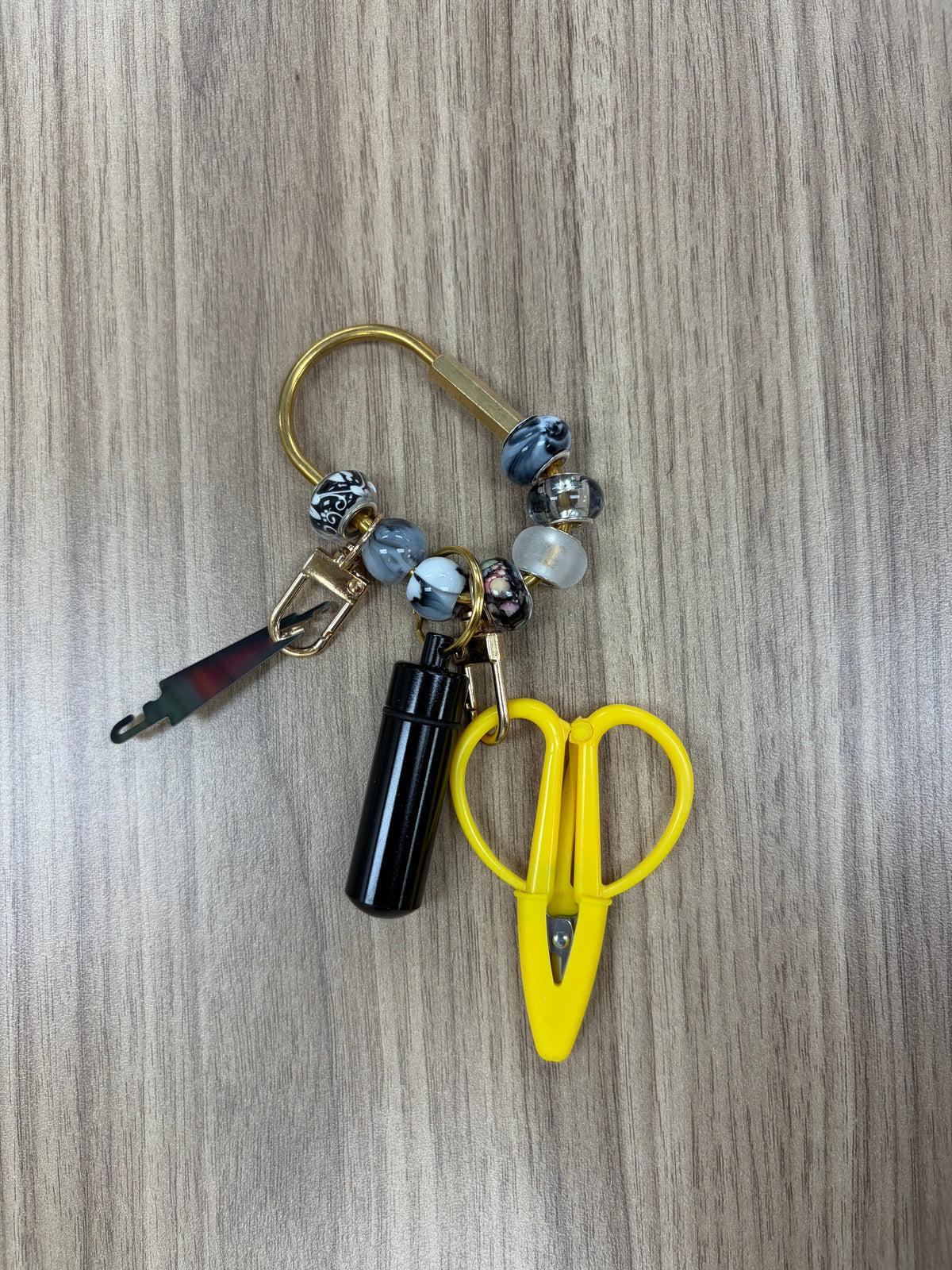 Charming Beads Carabiner with Tools