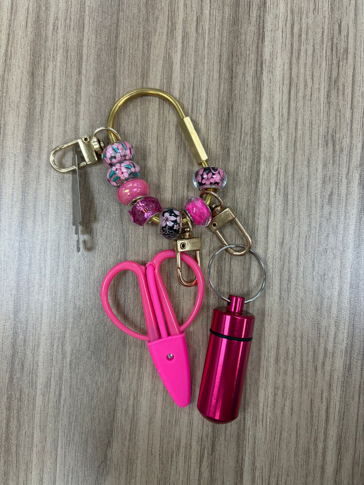 Charming Beads Carabiner with Tools