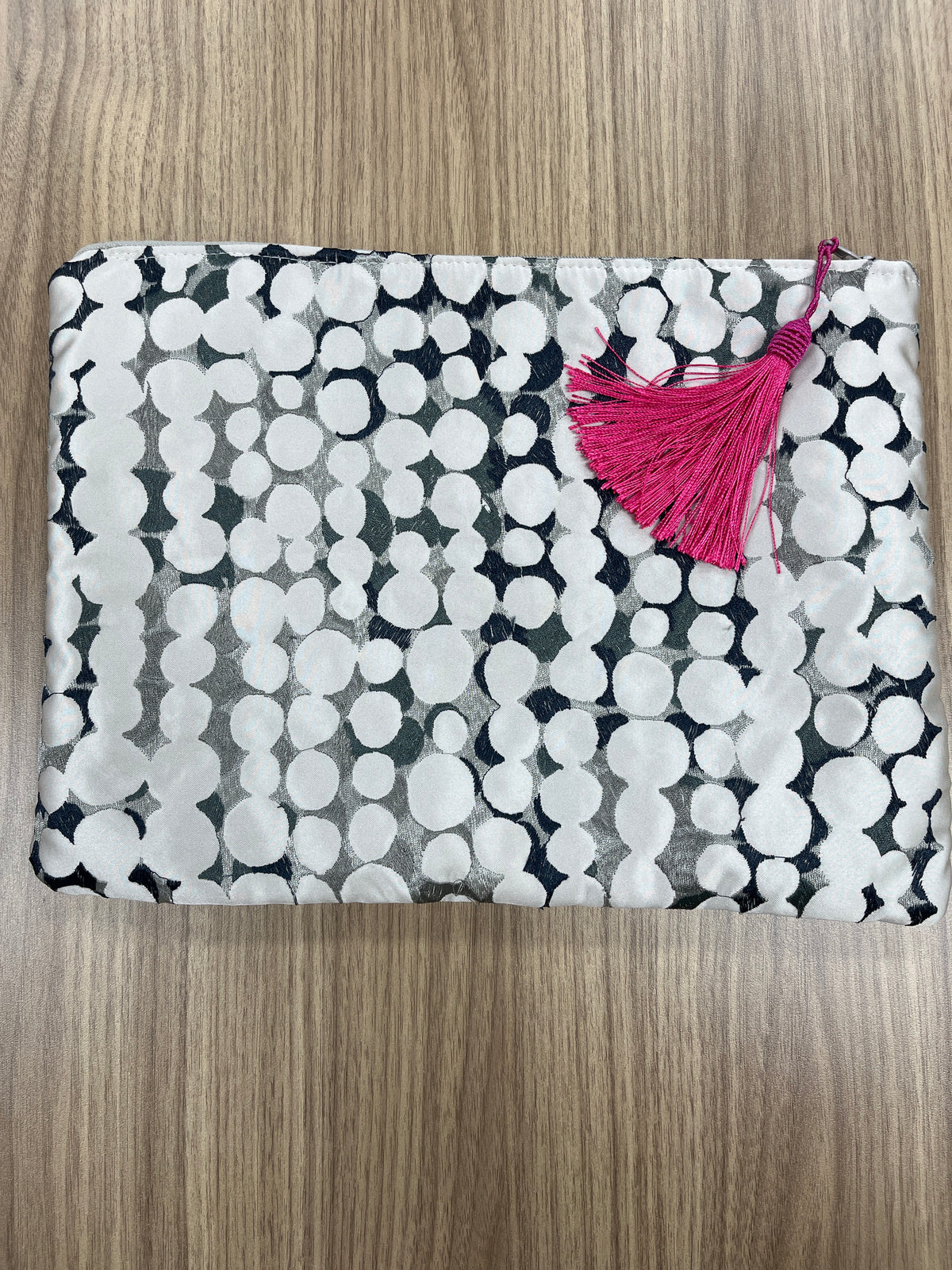 Anna Clutch Silver & Grey - Colors of Praise