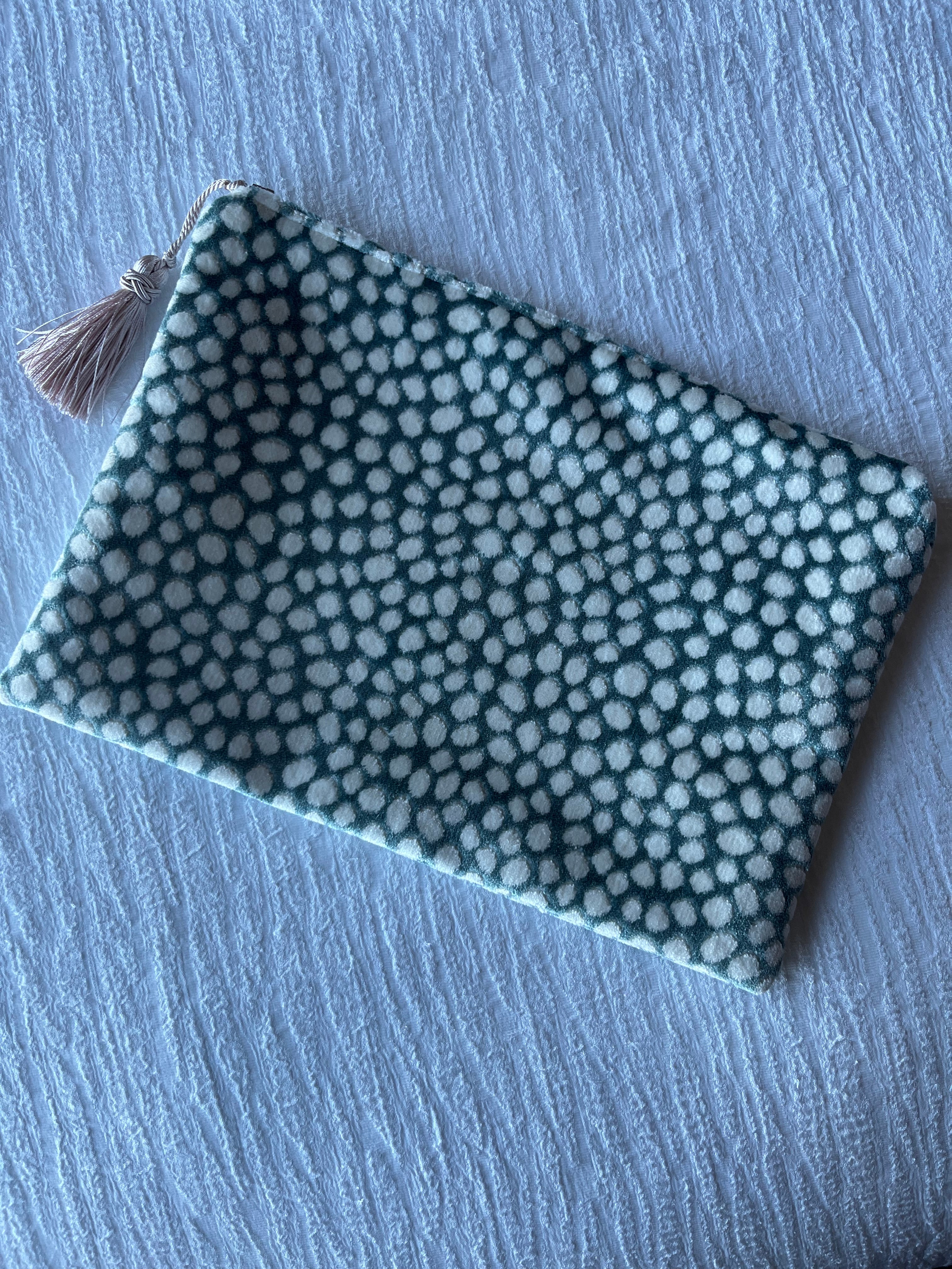 Anna Clutch Blue with White Velvet - Colors of Praise