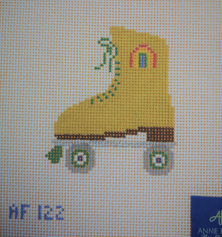 AF122 - Tan Skate with Rainbow Ornament