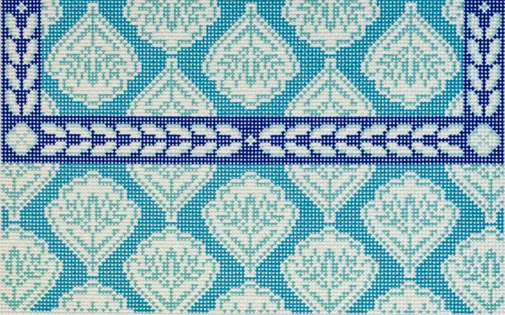 AF139SP - Teal Medallion Clutch