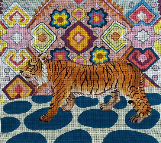 AN434 - Tiger With Whimsy Background