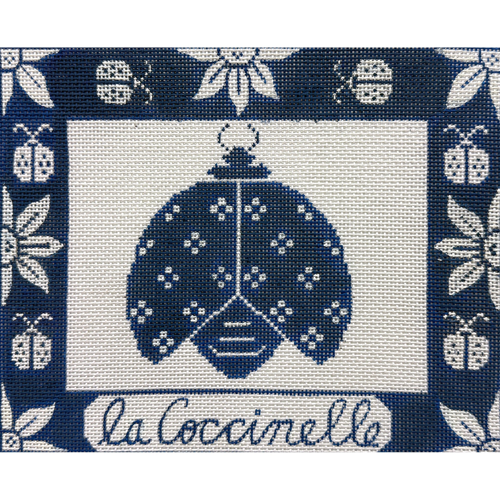 AP4989 - La Coccinelle (Ladybug)