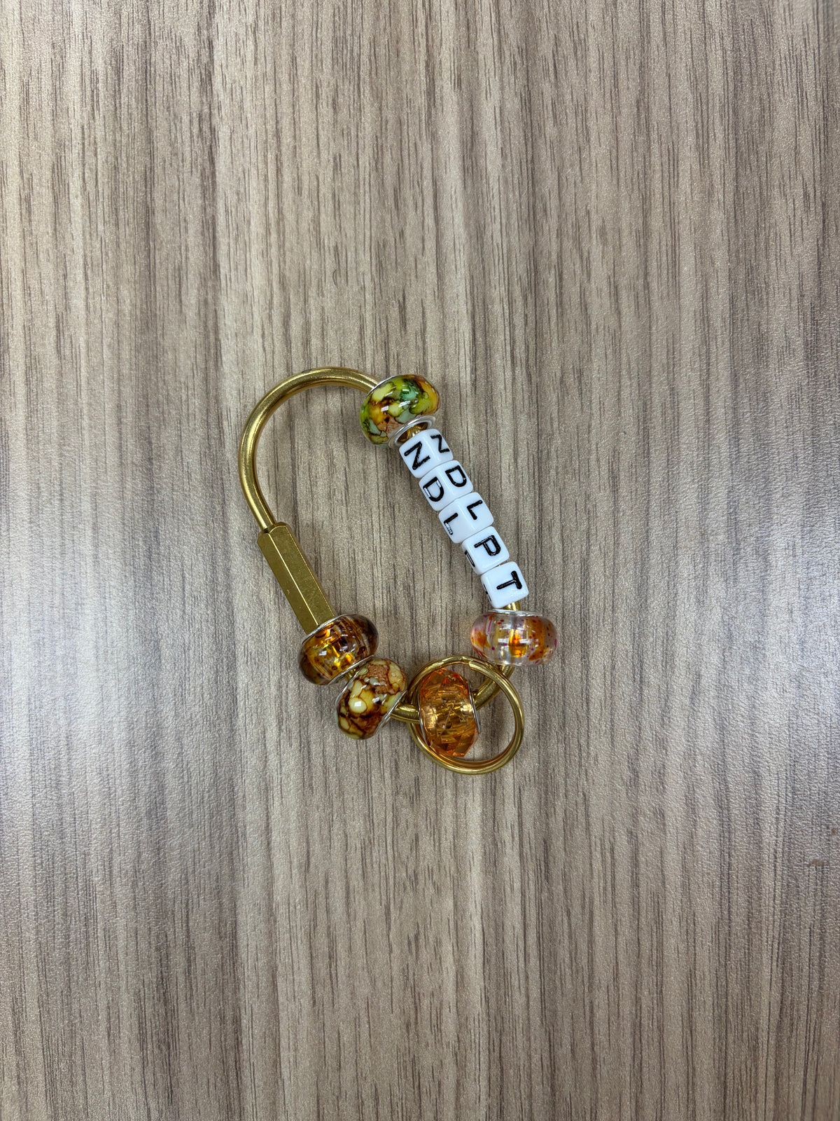 Charming Beads Carabiner without Tools