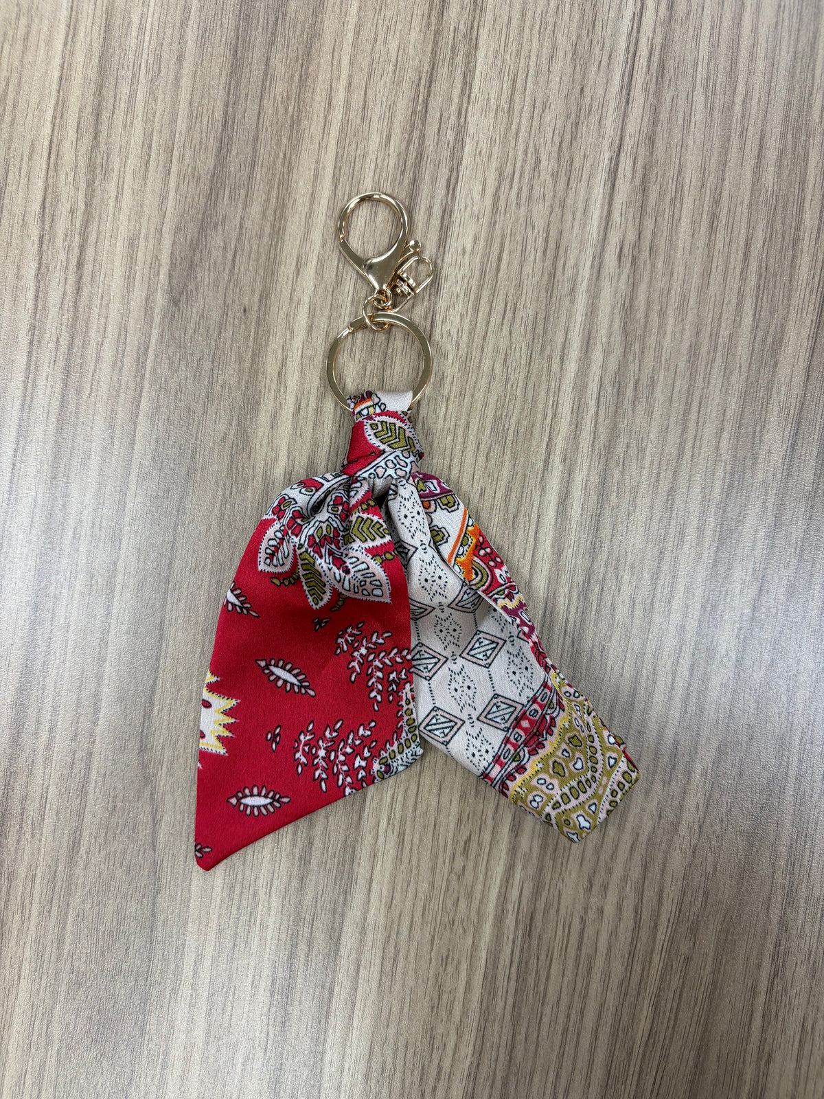 Charming Beads Ribbon Fob