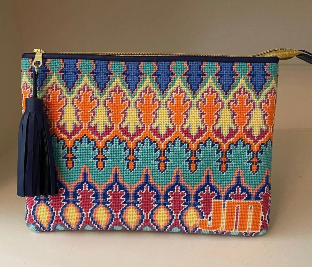 AF70 - Retro Large Clutch