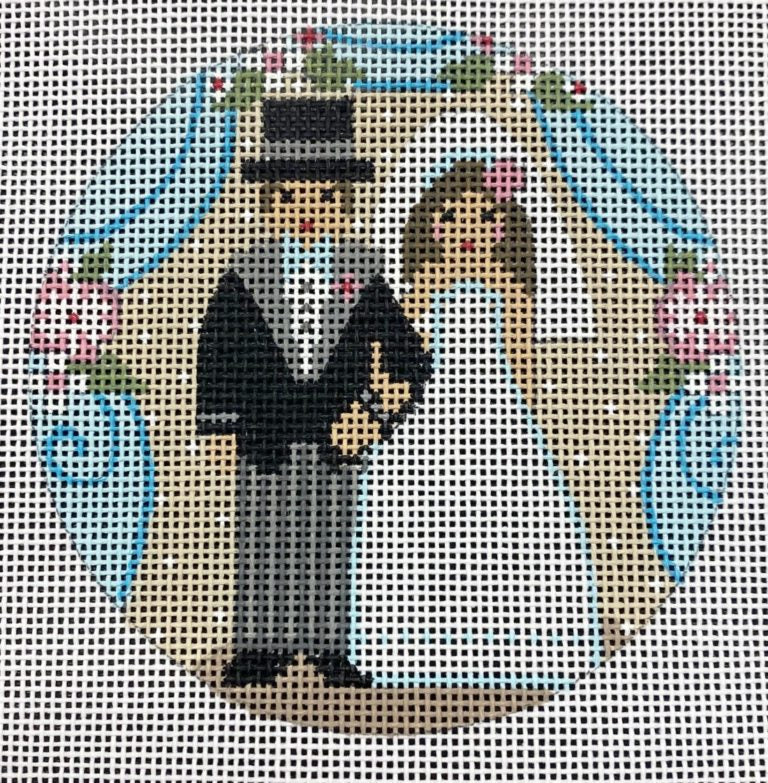 CH-687 - Bride and Groom Round