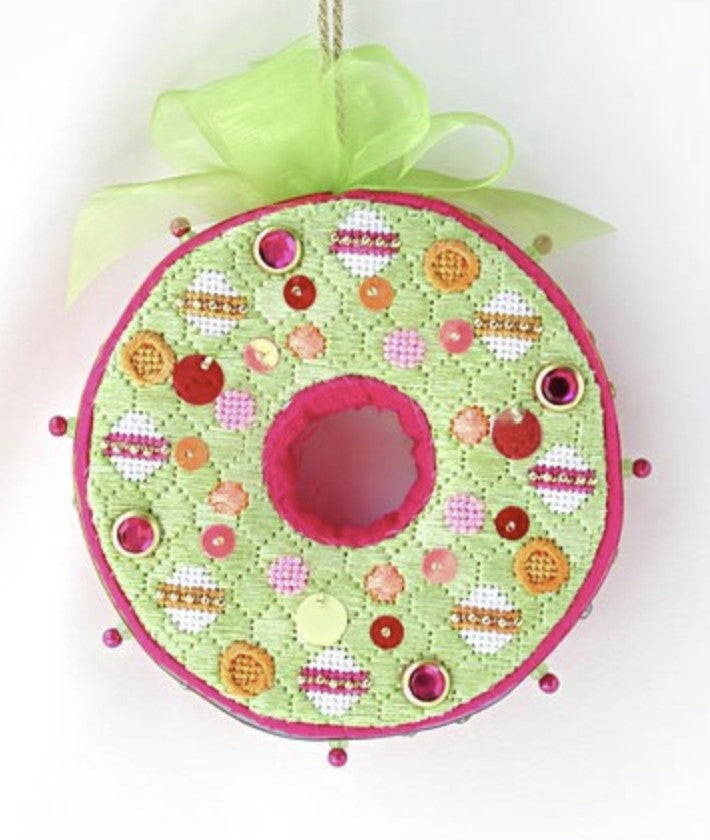 CH202B - Tickled Pink - Dotted Wreath