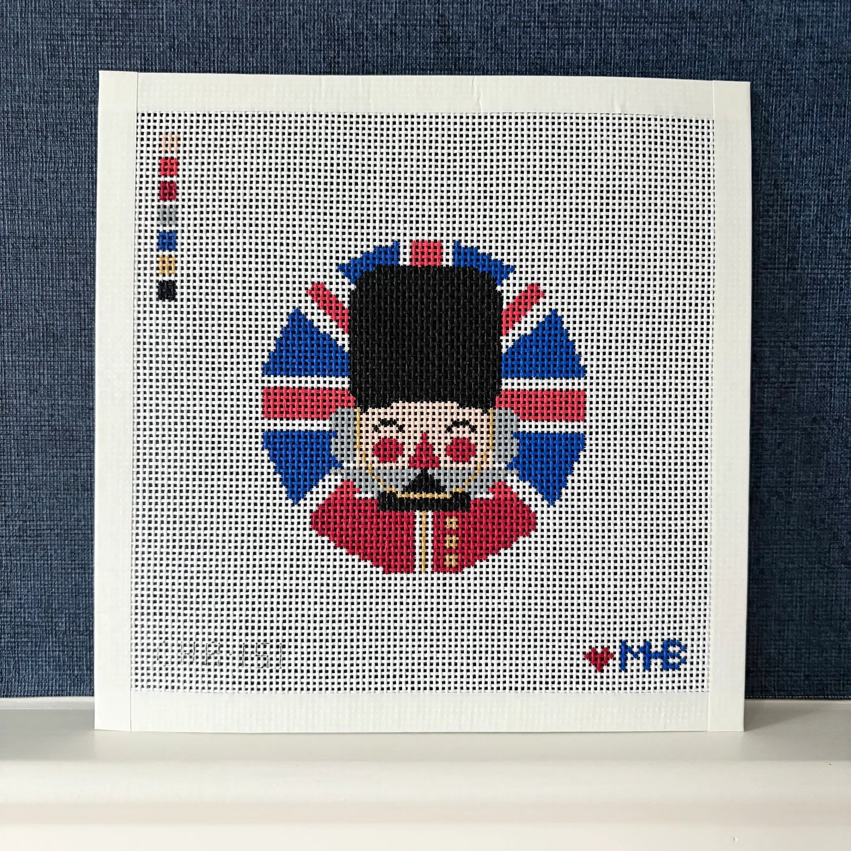 CHR151 - Nutcracking Kensington Round