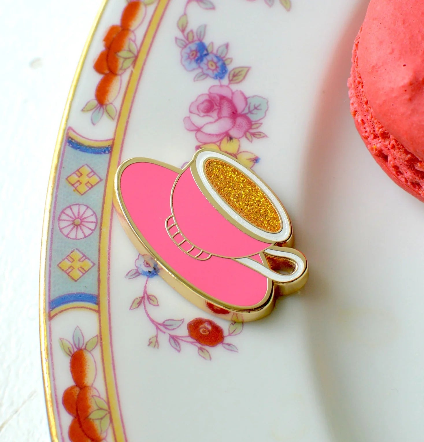 Hot Pink Tea Cup Needle Minder