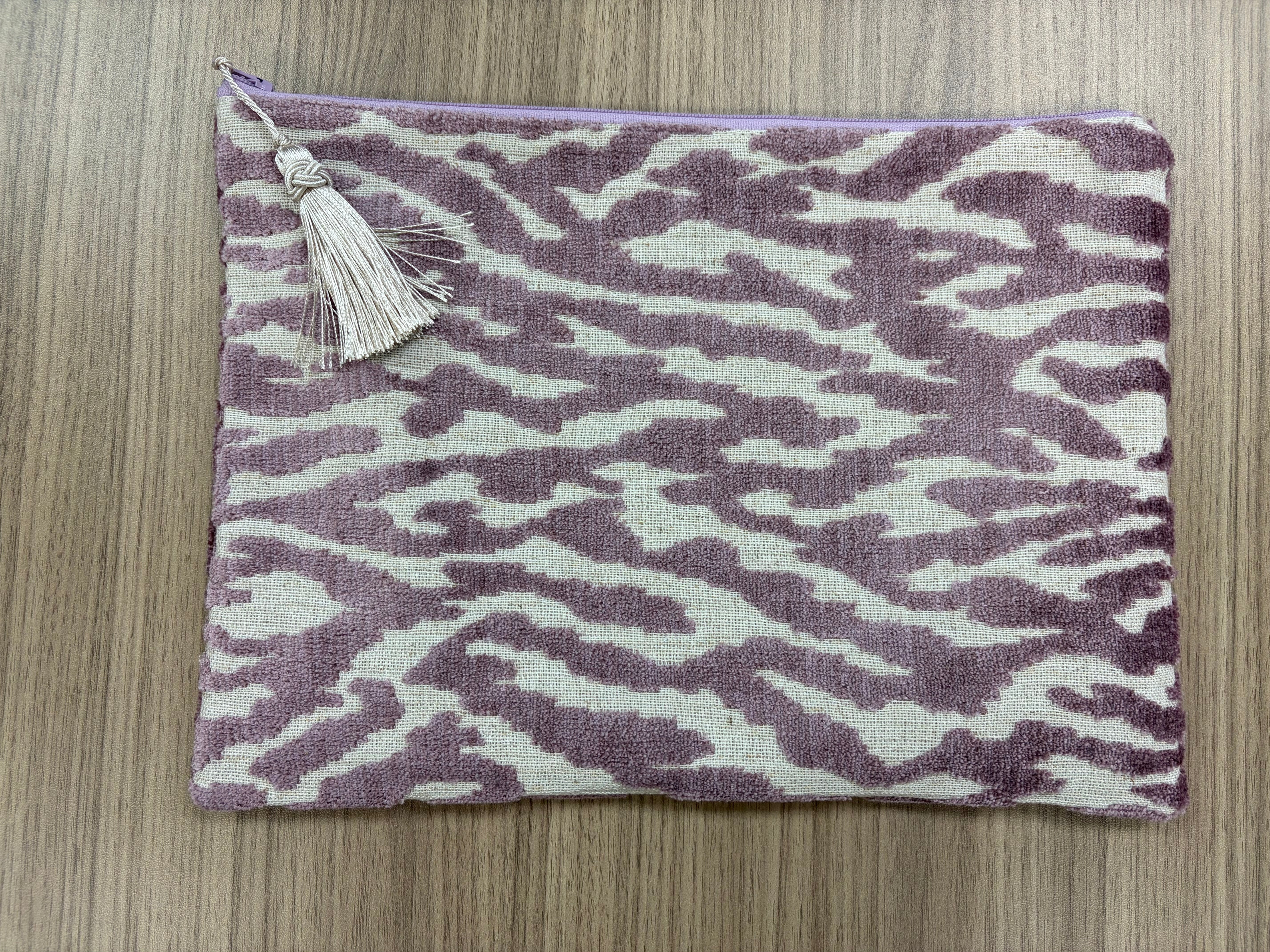 Anna Clutch - Light Pink Velvet Colors of Praise