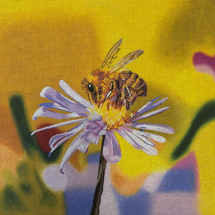 GIA17 - Bee and Flower