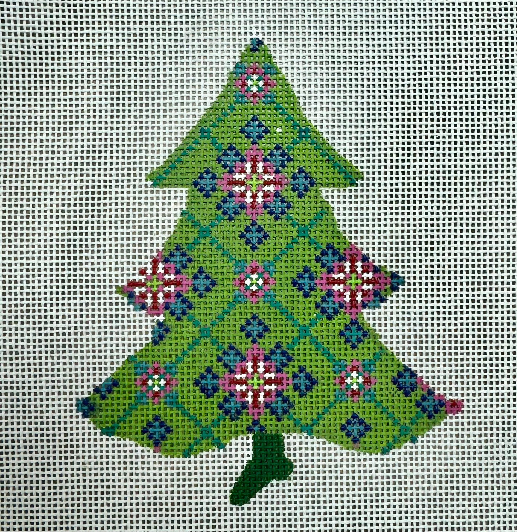 KCNT005-18 Scandanavian Snowflake Tree and Stitch Guide