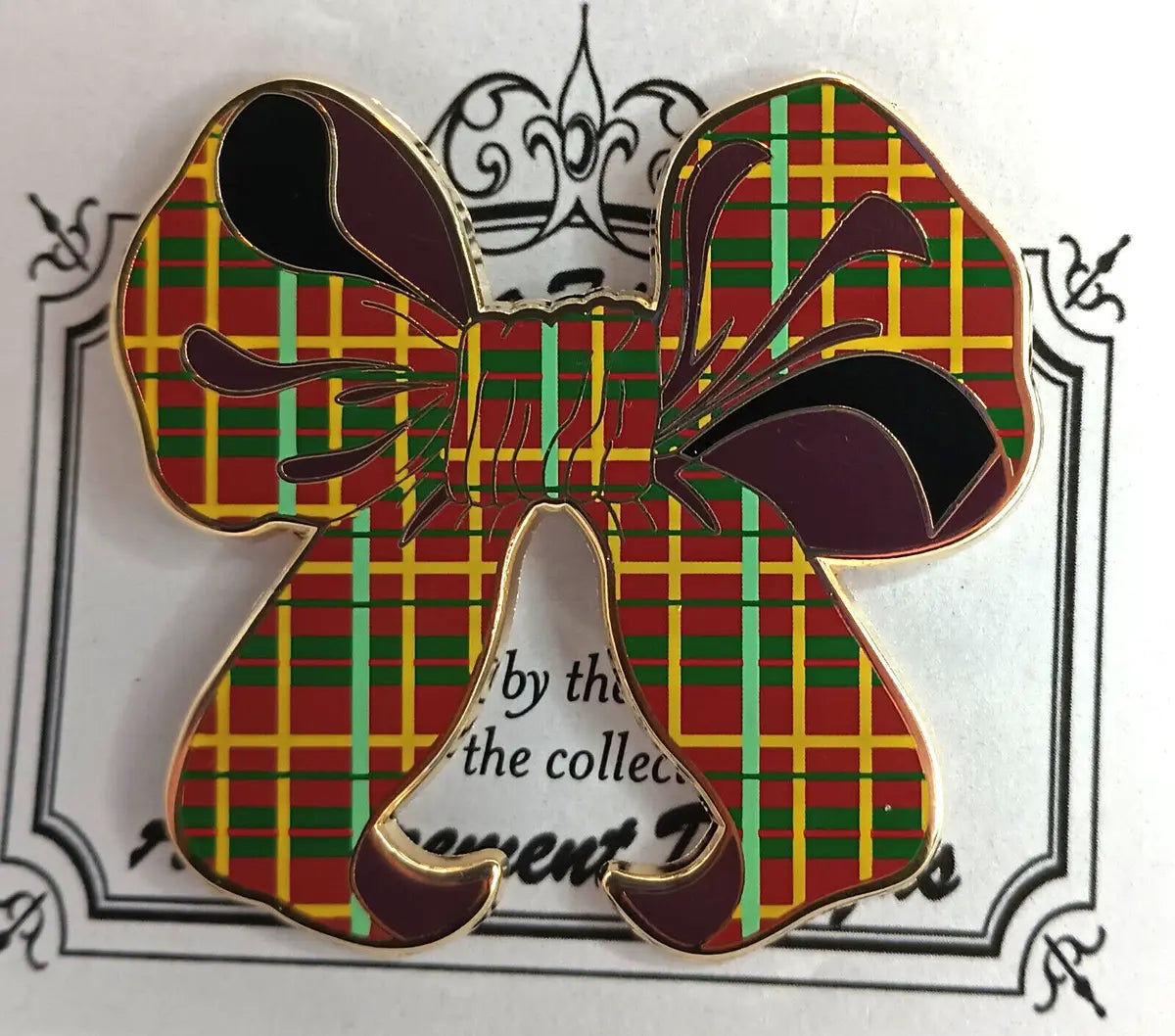 Enamel Bow Needle Minder