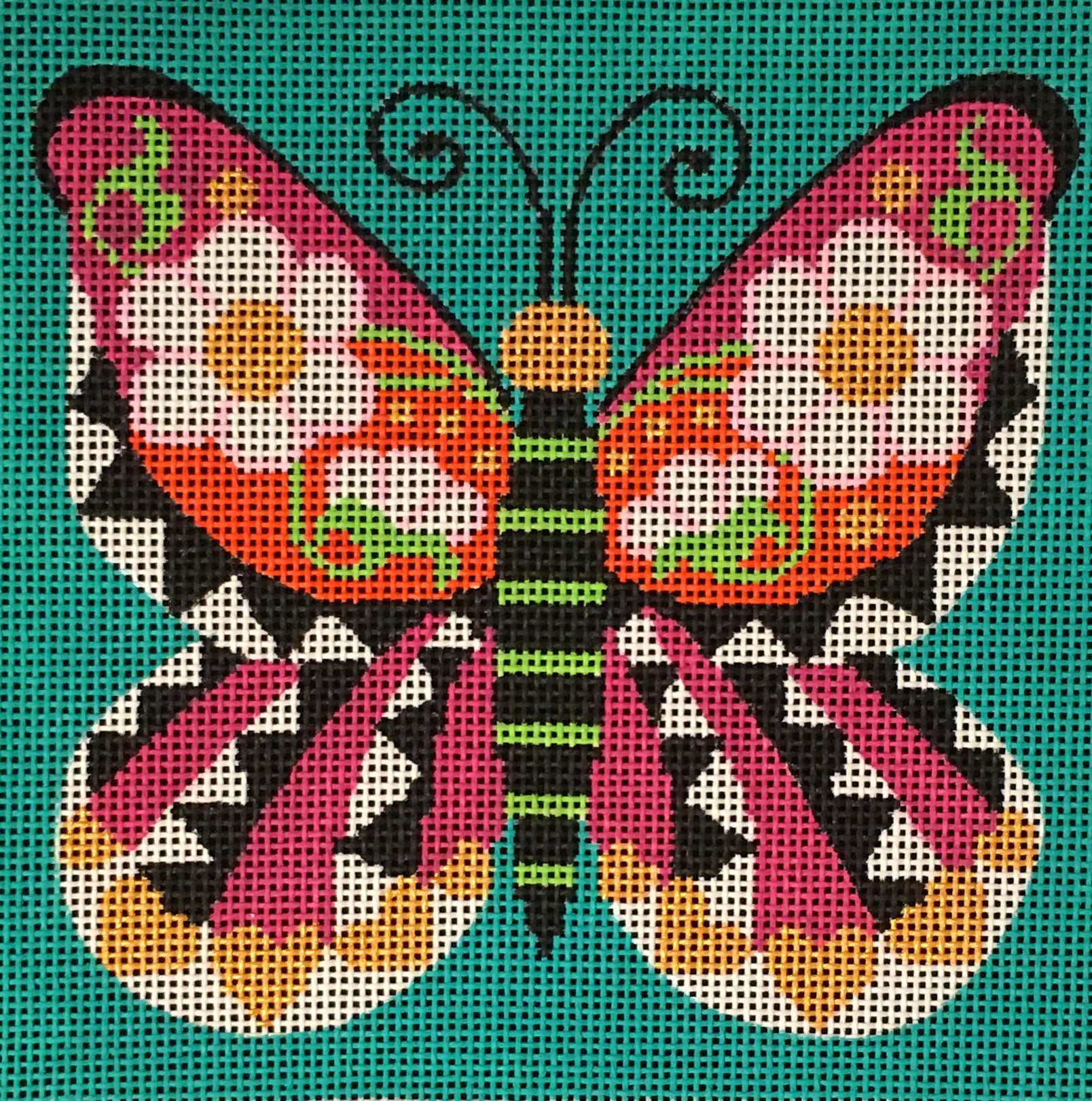 AL-023 - Graphic Butterfly