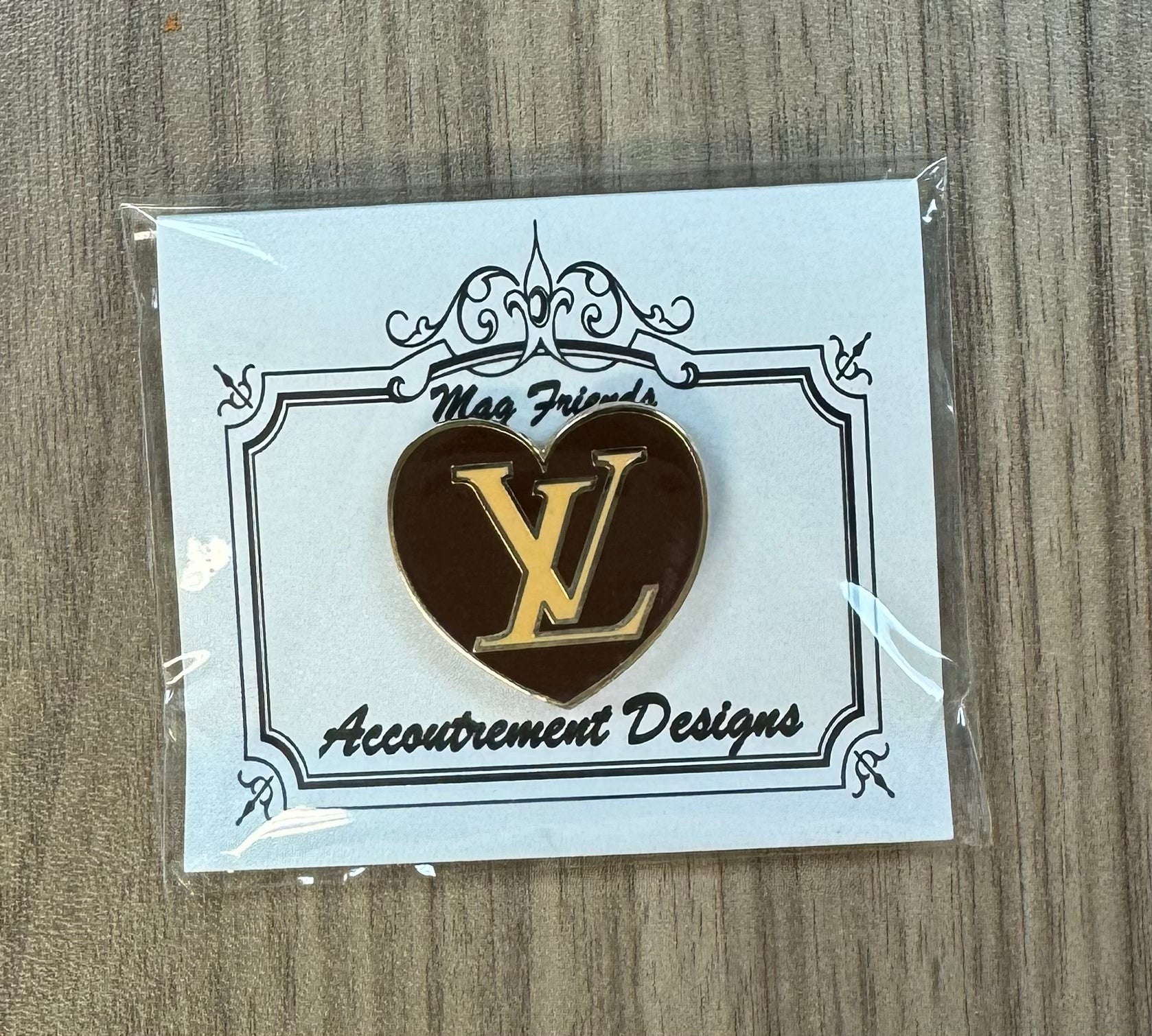 LV Hearts Desire Needleminder