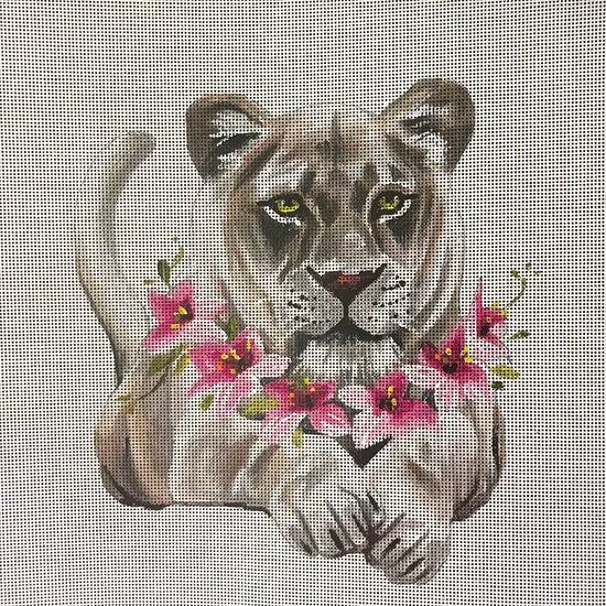 AN519 - Lioness w/ Floral Collar