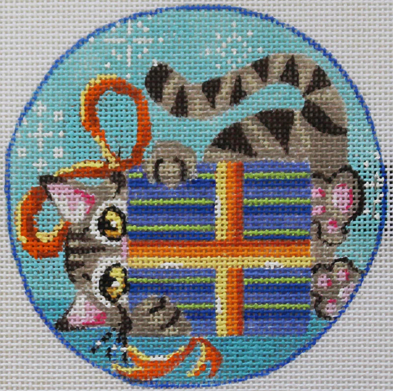 KL227 - Goofy Kitten Ornament